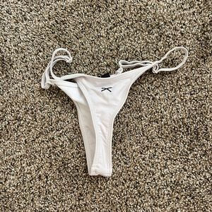 boutine la bikini bottom